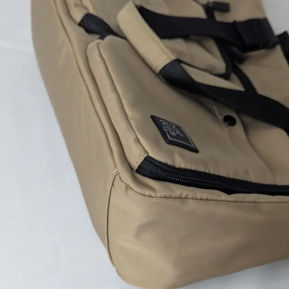 HKWP Tan and Black Carryon Laptop Bag 18 wide Travel Bag